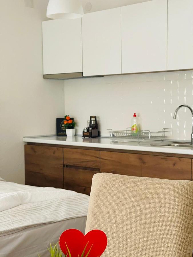 Fuk-Tak Apartmani&Restoran Dojran Eksteriør billede