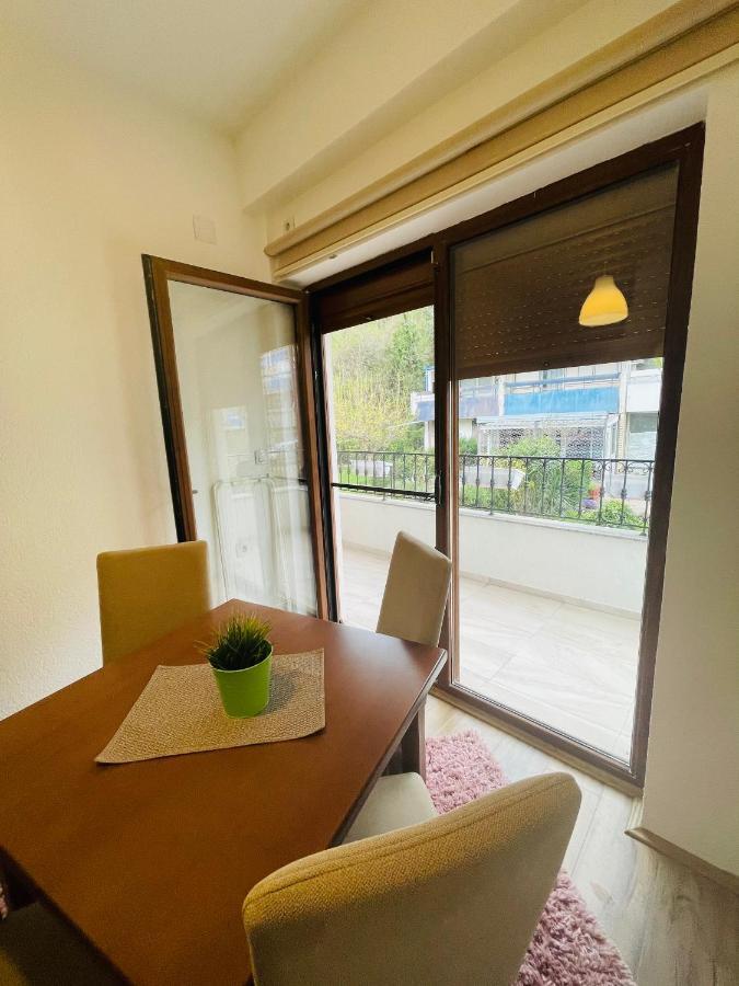 Fuk-Tak Apartmani&Restoran Dojran Eksteriør billede